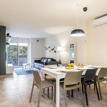 Ab Sagrada Familia - Sant Pau Apartment Barcelona Bagian luar foto